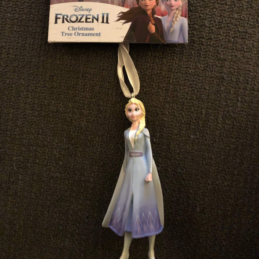 Elsa Christmas hallmark ornament - Frozen II - brand new